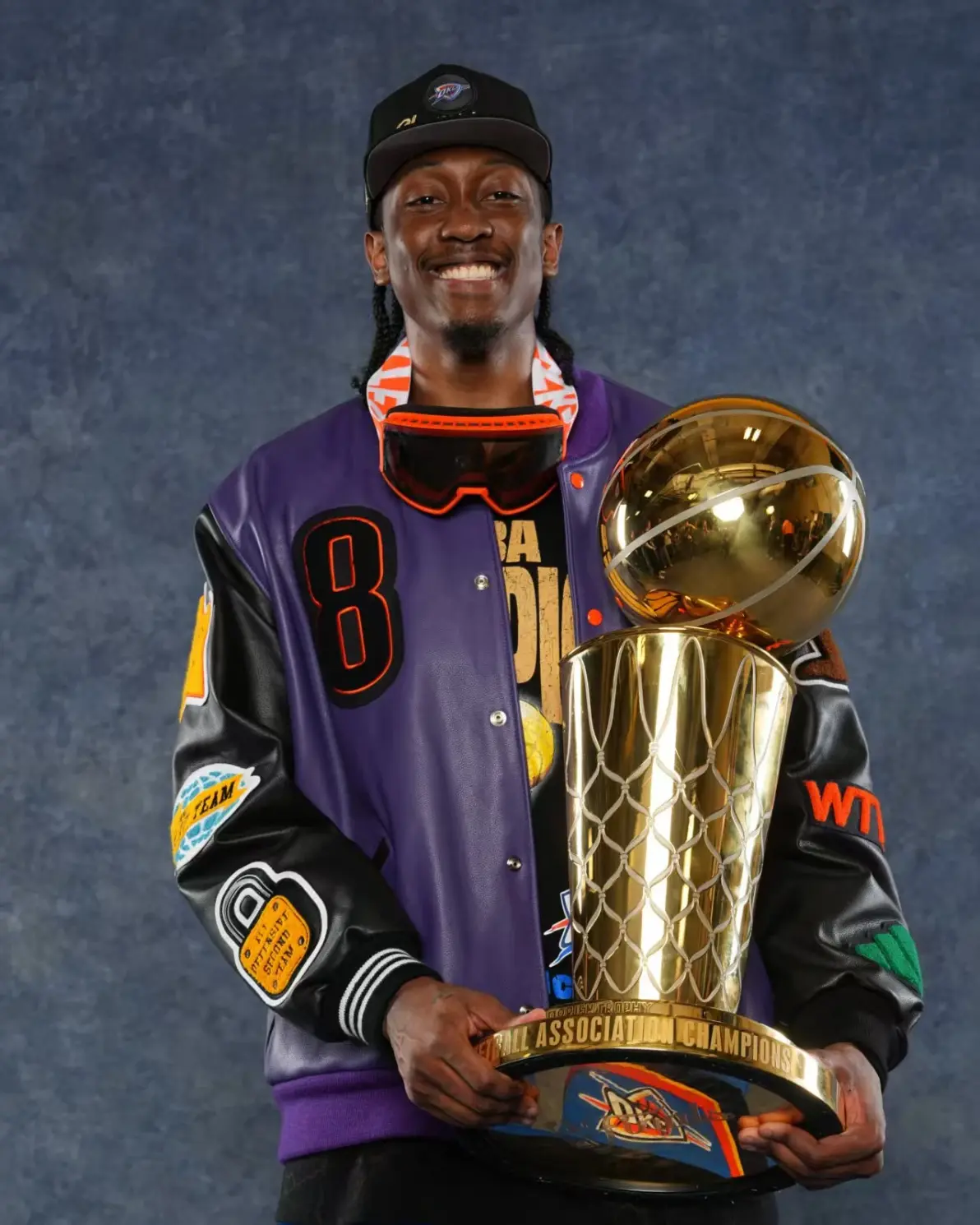 俄克拉荷马雷霆发布备战花絮;赛后队长鼓劲;亚冠任务艰巨;赛季目标并未改变(达拉斯独行侠v俄克拉荷马雷霆队)-lol官网平台