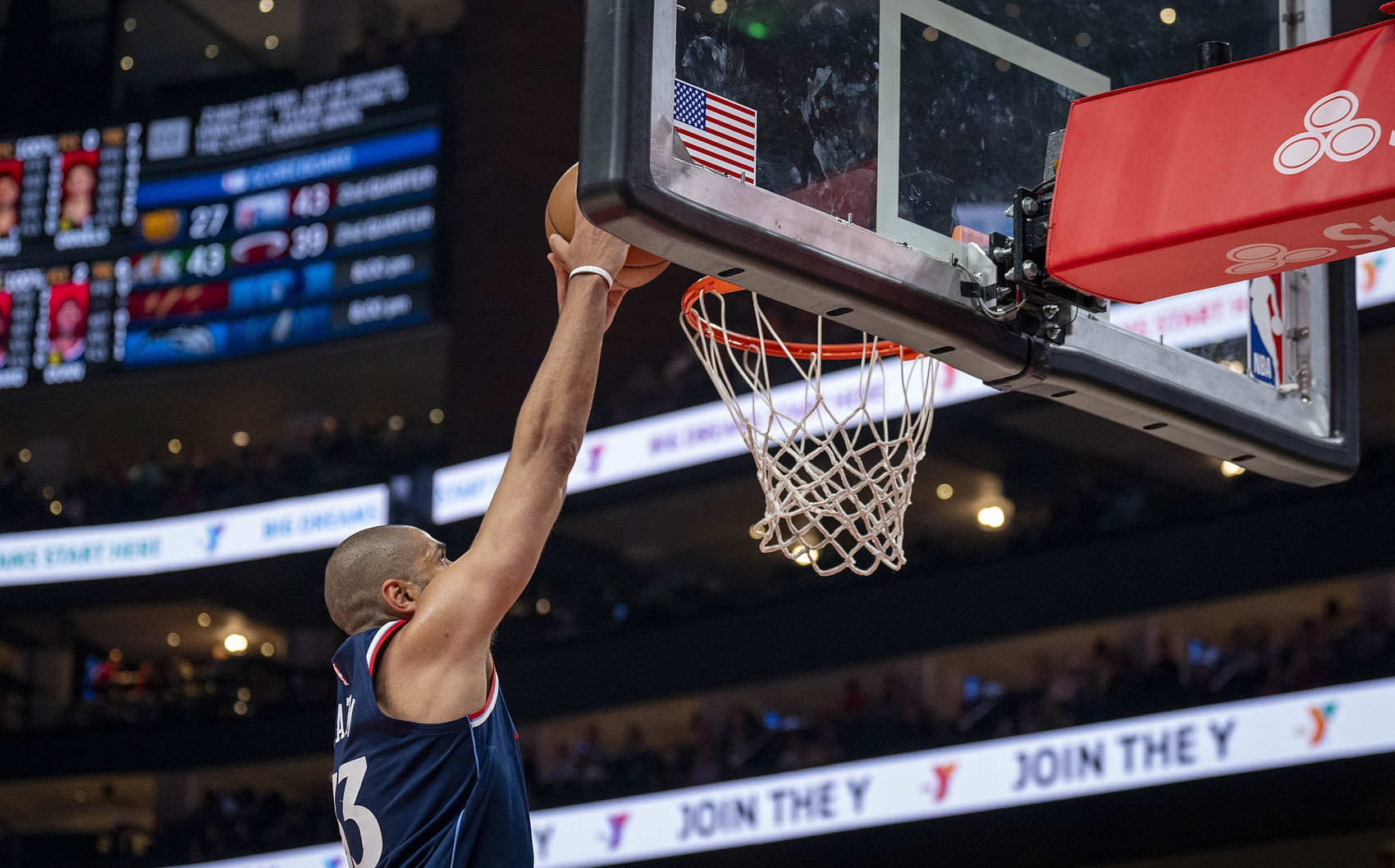 包含清晨突围战来临，波特兰开拓者围绕NBA总决赛临场应变，信心回归，年轻球员得到机会的词条-lol官网首页